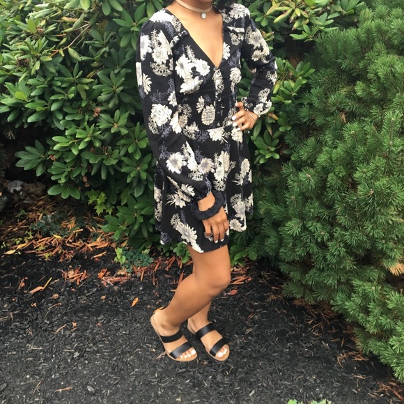 Macy’s Floral Bustier Smocked Dress - Picture 4 of 4